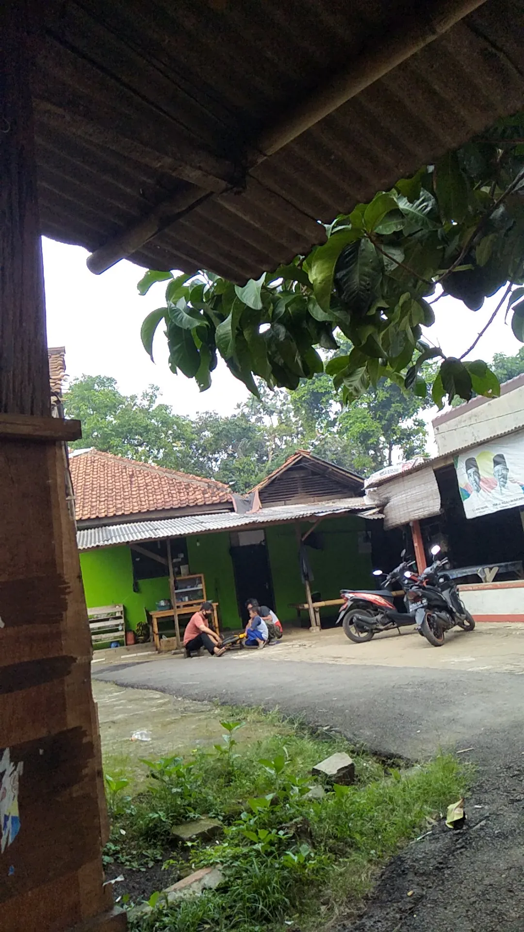 Tambal Ban Bang Robin