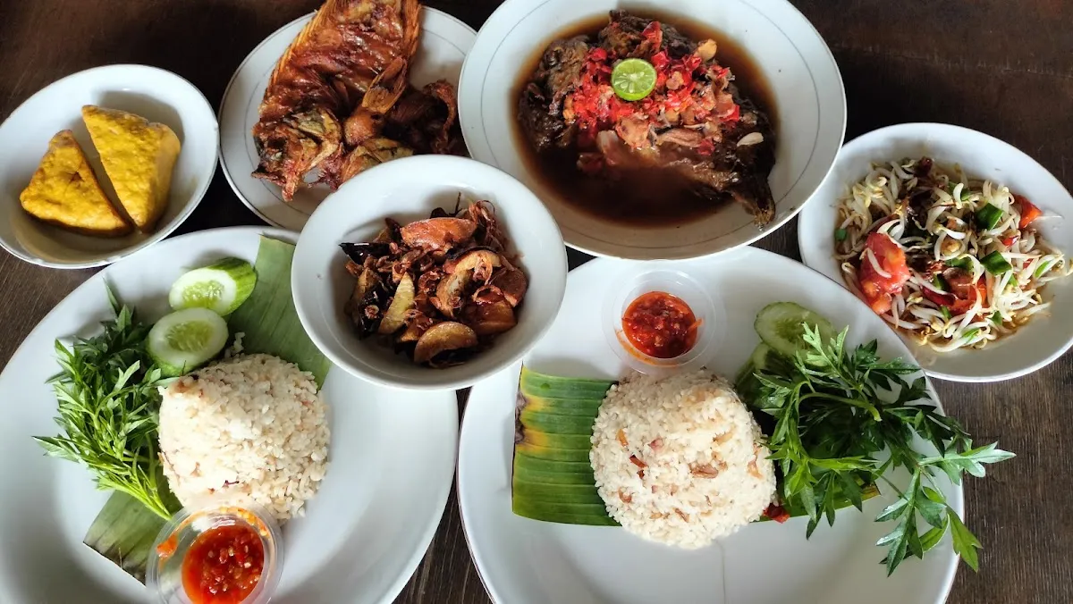 Warung Teteh Wiwid