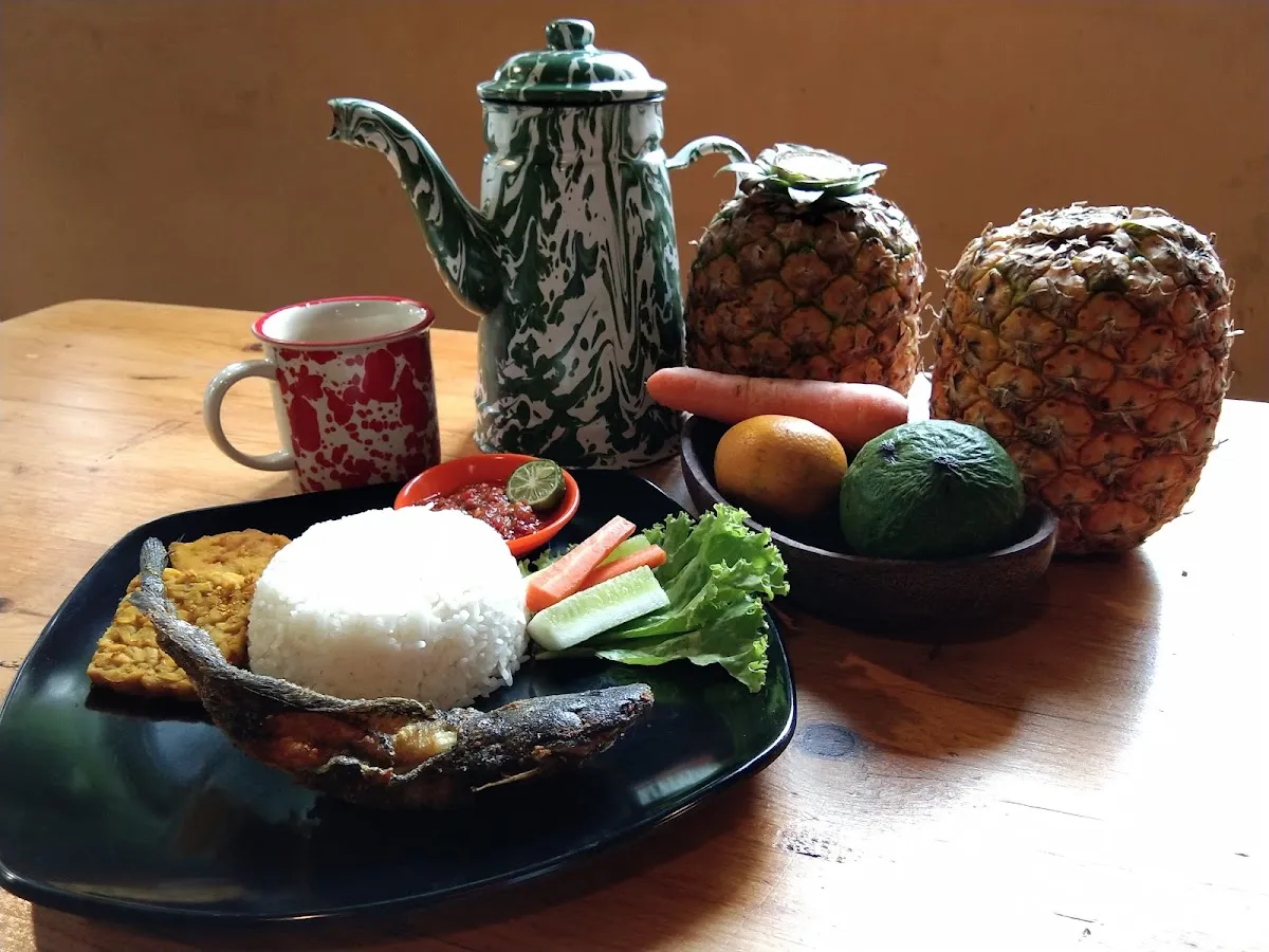 Warung Ma'Dam