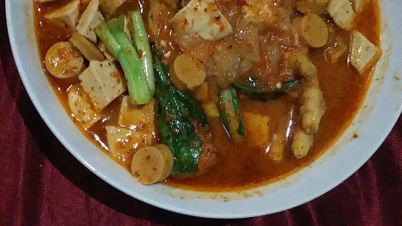 Warung Madir , Menjual Seblak Dan Aneka Jajanan Murah