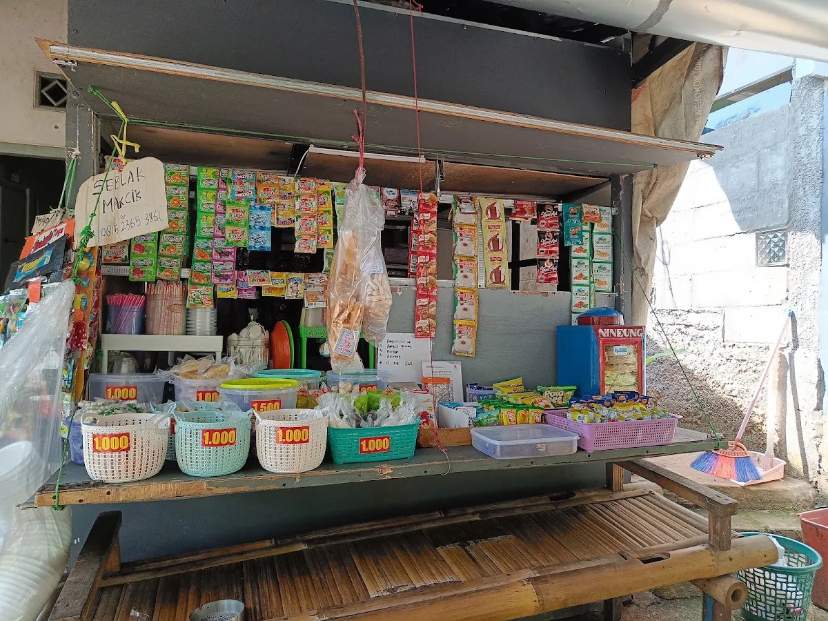 Warung Seblak makcik prasmanan/mamah Arkan