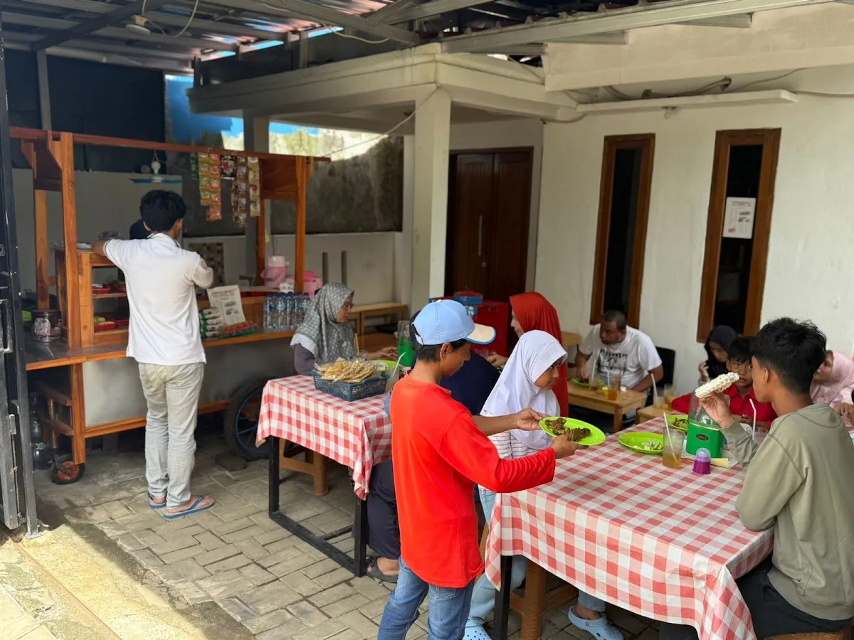Pecel lele pecak nila mas agung cisauk 48