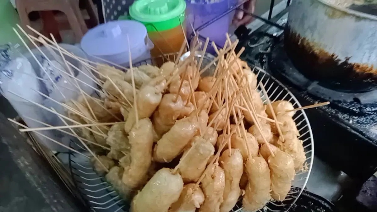 Bakso & Mie Ayam "Tikungan"
