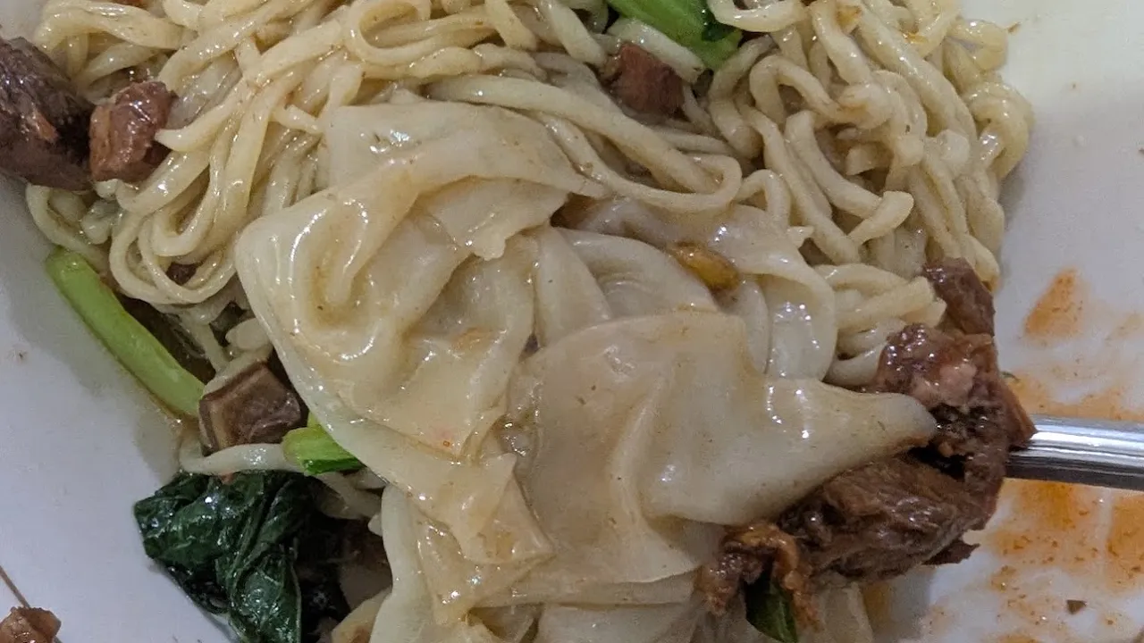 Mie ayam kota “77”