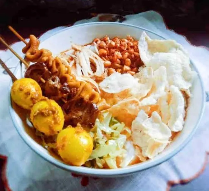 bubur ayam Bb 'dpan klinik dr ranny'