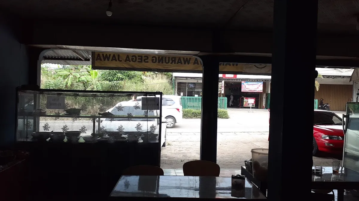 Warung Warsawa