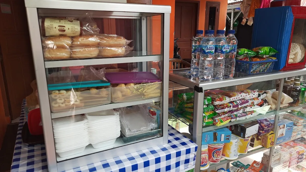 Warung Jajanan Murmer by Felinka